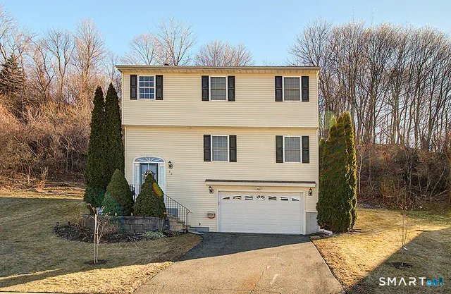 $425,000 | 52 Kyle Court, Meriden, CT 06450