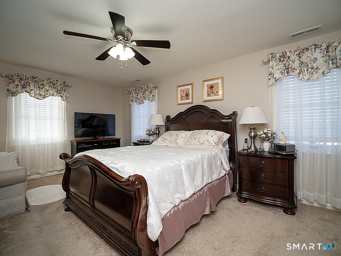 52 Kyle Court Meriden, CT 06450 - Photo 19 of 32