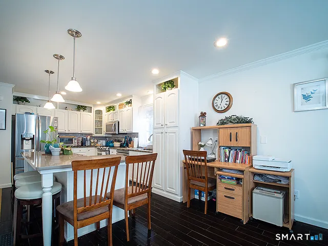 $425,000 | 52 Kyle Court, Meriden, CT 06450