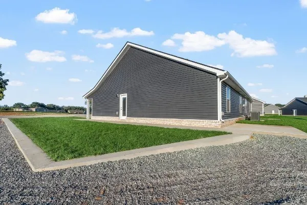 $1,350 | 166 Rose Edd Boulevard, Oak Grove, KY 42262