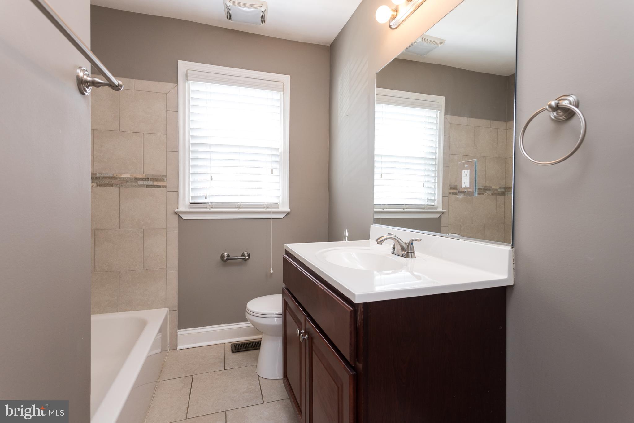4304 Kensington Road Baltimore, MD 21229 - Photo 17 of 34 Gallery Image 17