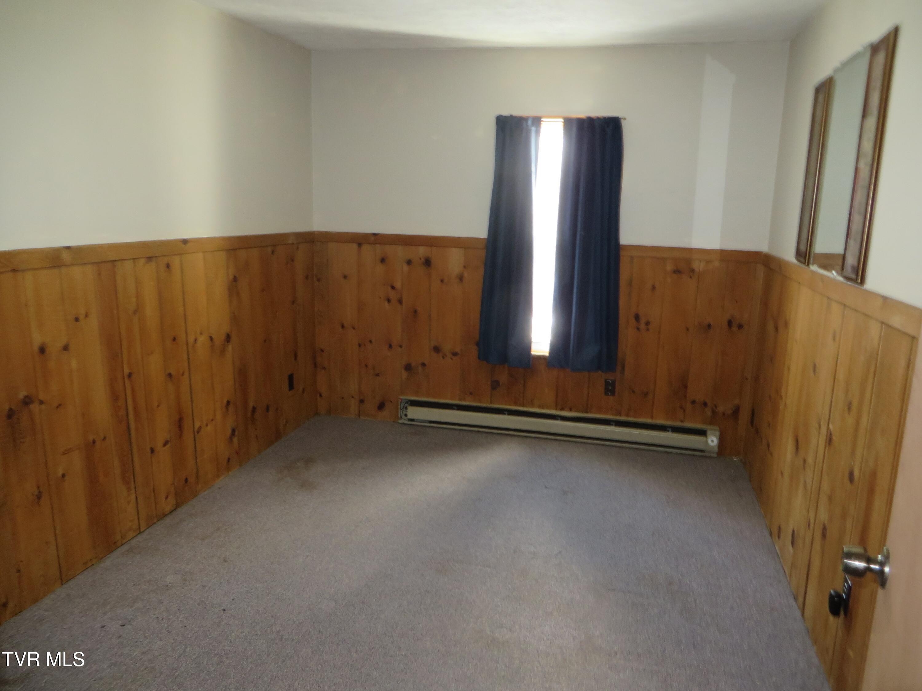 492 Forge Creek Road Mountain City, TN 37683 - Photo 25 of 44 2nd BR