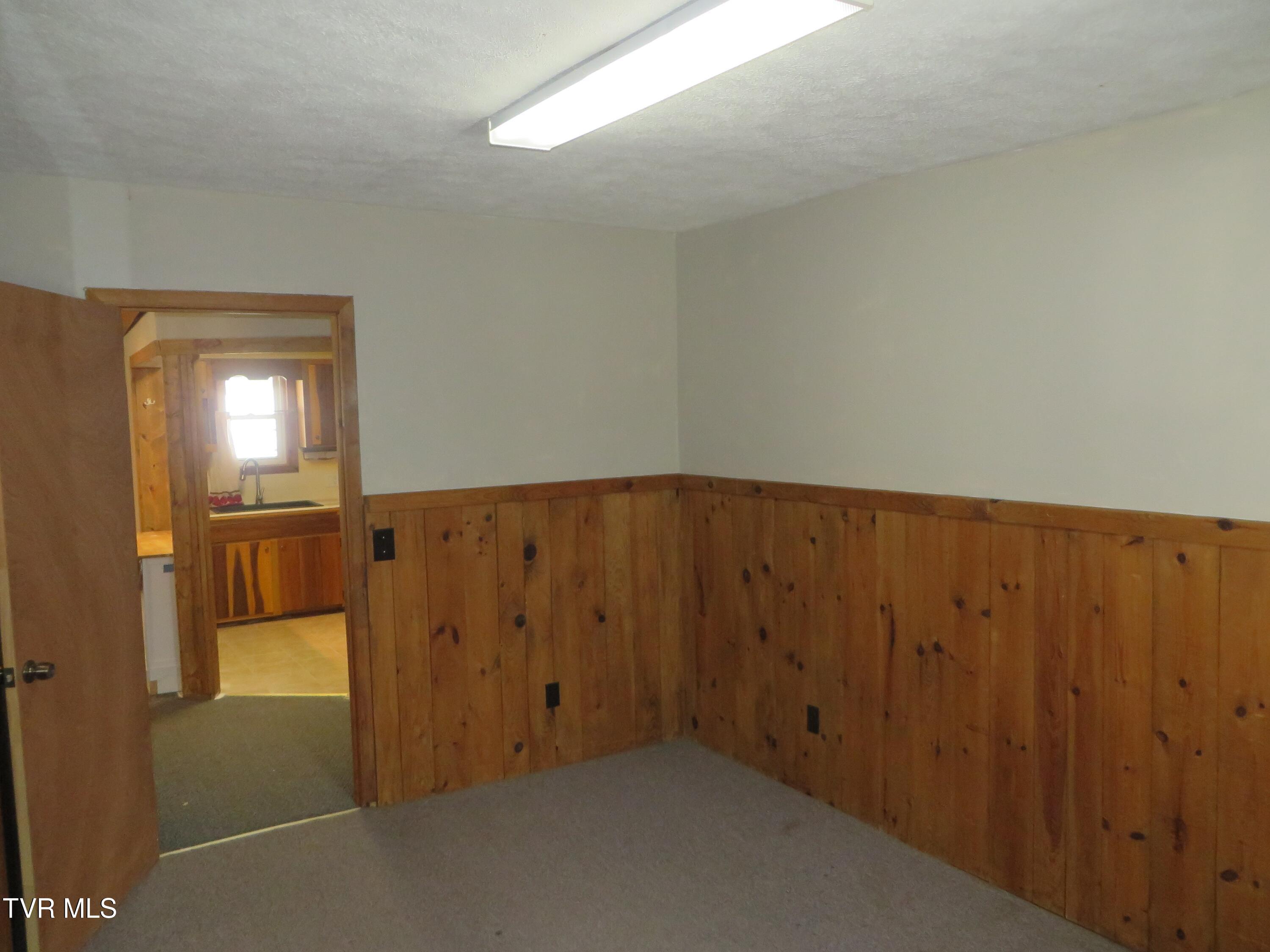 492 Forge Creek Road Mountain City, TN 37683 - Photo 26 of 44 2nd BR facing kitchen