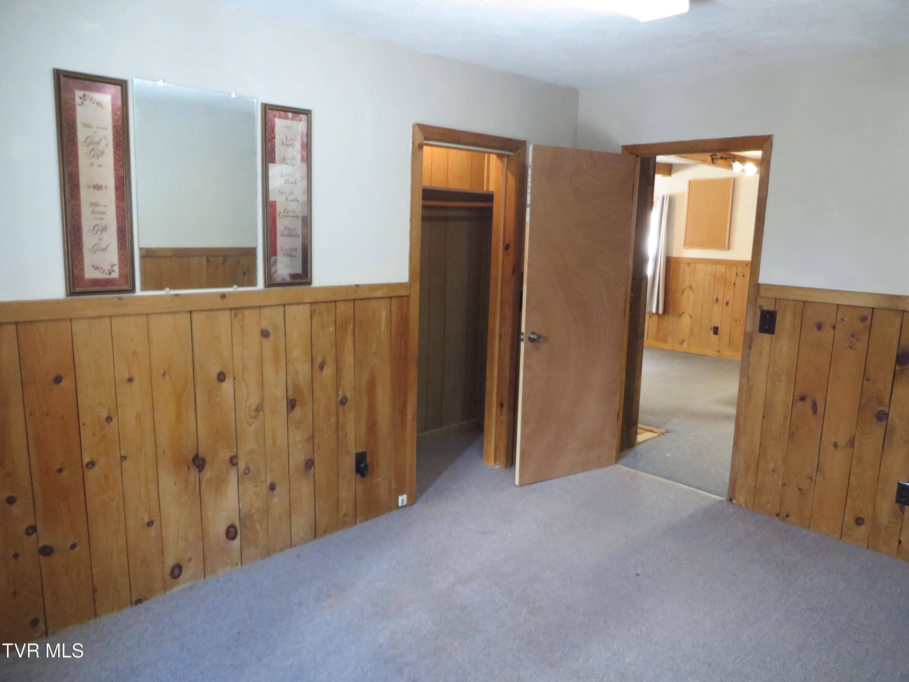 492 Forge Creek Road Mountain City, TN 37683 - Photo 27 of 44 2nd BR closet