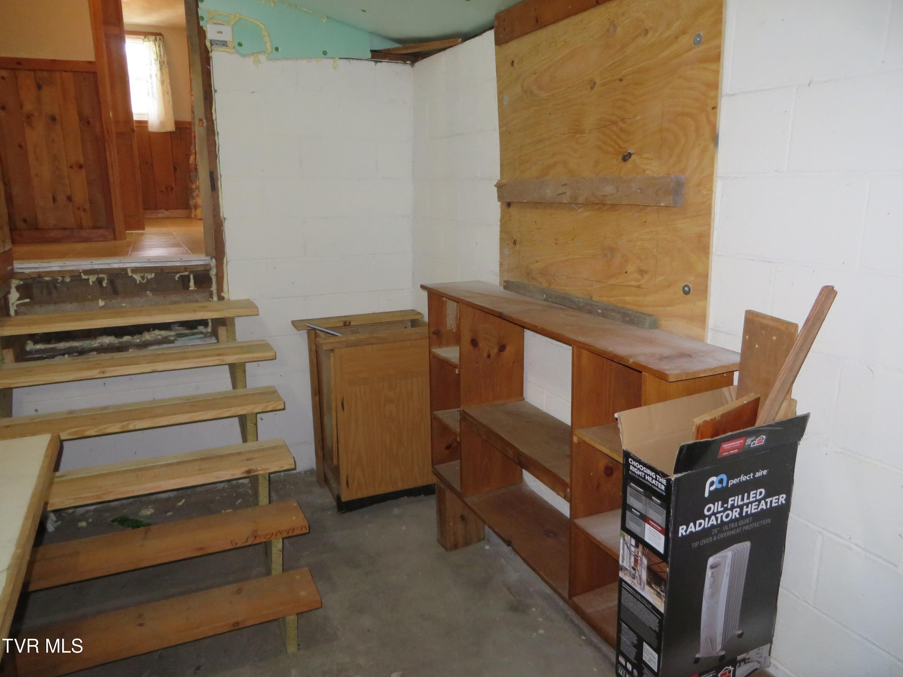 492 Forge Creek Road Mountain City, TN 37683 - Photo 42 of 44 other direction storage