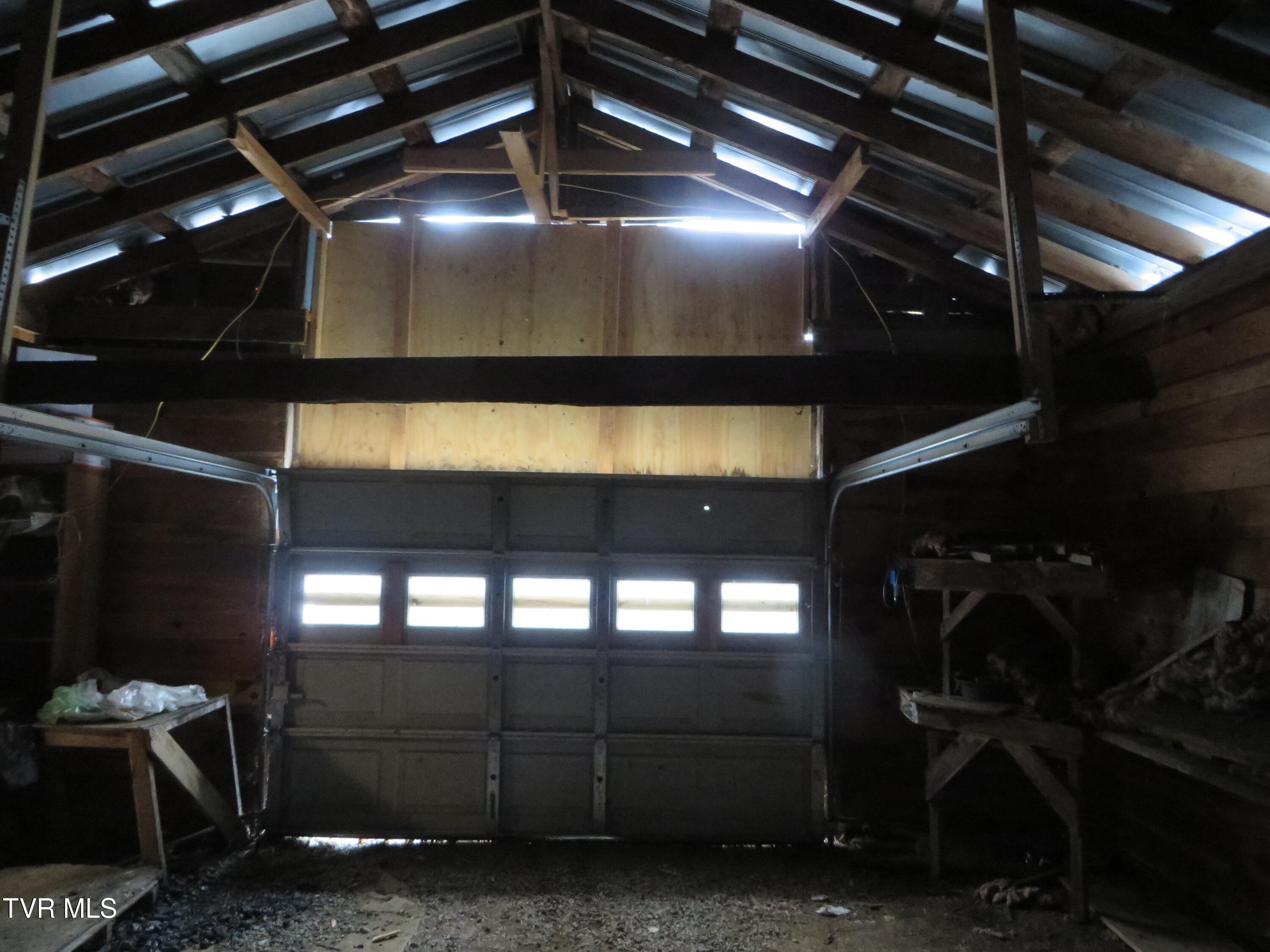 492 Forge Creek Road Mountain City, TN 37683 - Photo 5 of 44 Garage door inside