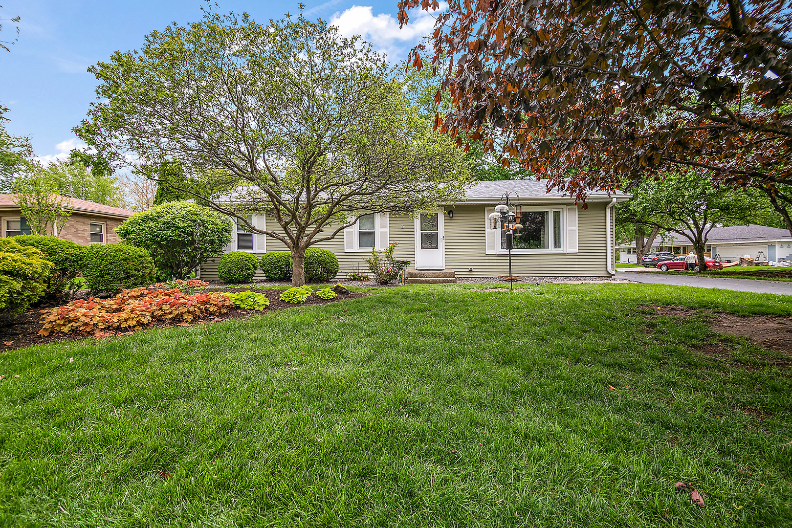 2 Jan Avenue Kankakee, IL 60901 - Photo 1 of 19 a front view of house with yard and green space