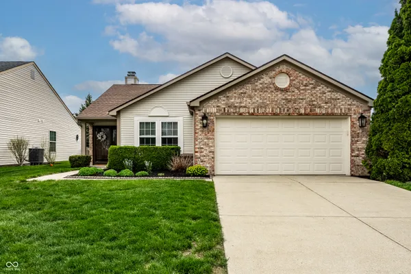 $324,900 | 16603 Yeoman Way, Westfield, IN 46074