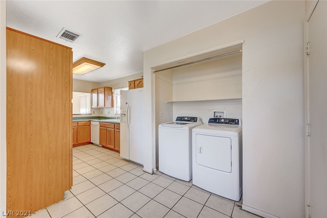 2801 Secret Canyon Road Henderson, NV 89074 - Photo 21 of 42