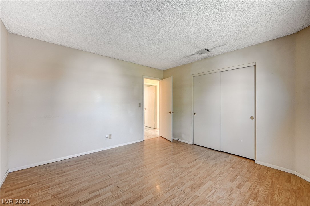 2801 Secret Canyon Road Henderson, NV 89074 - Photo 32 of 42