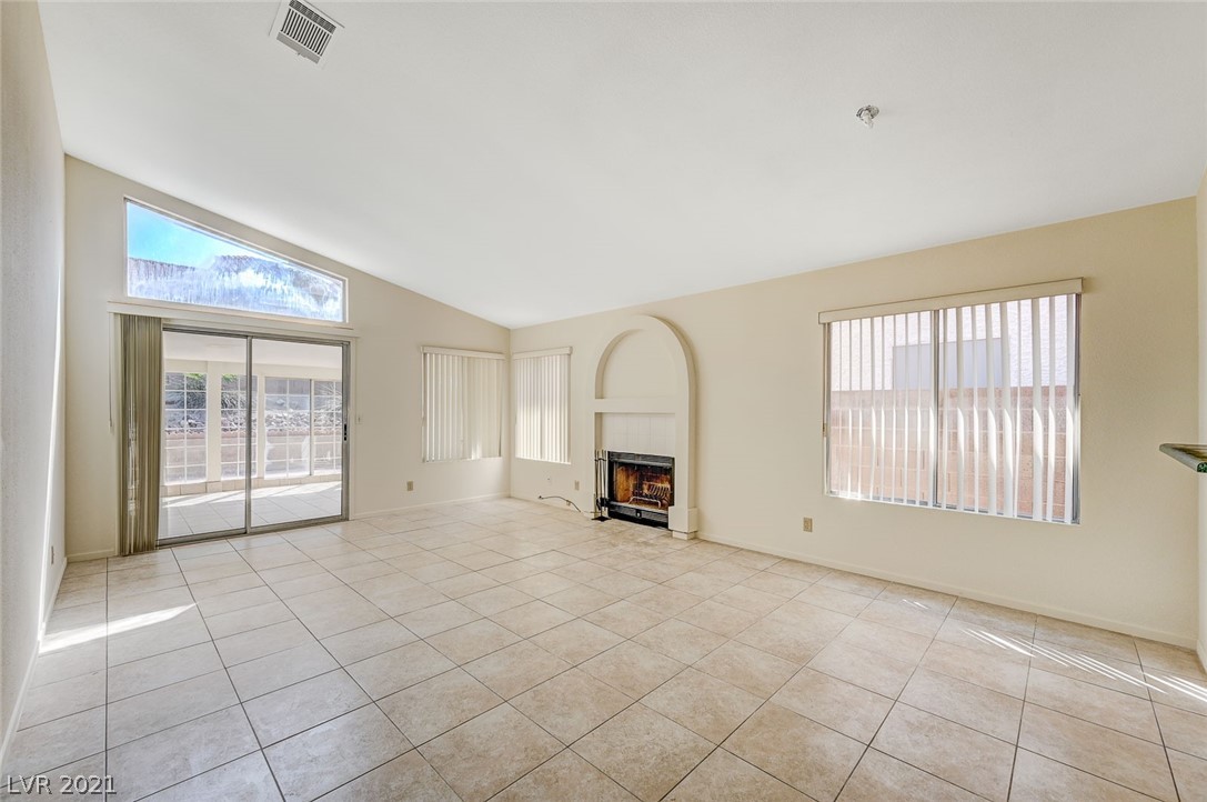 2801 Secret Canyon Road Henderson, NV 89074 - Photo 9 of 42