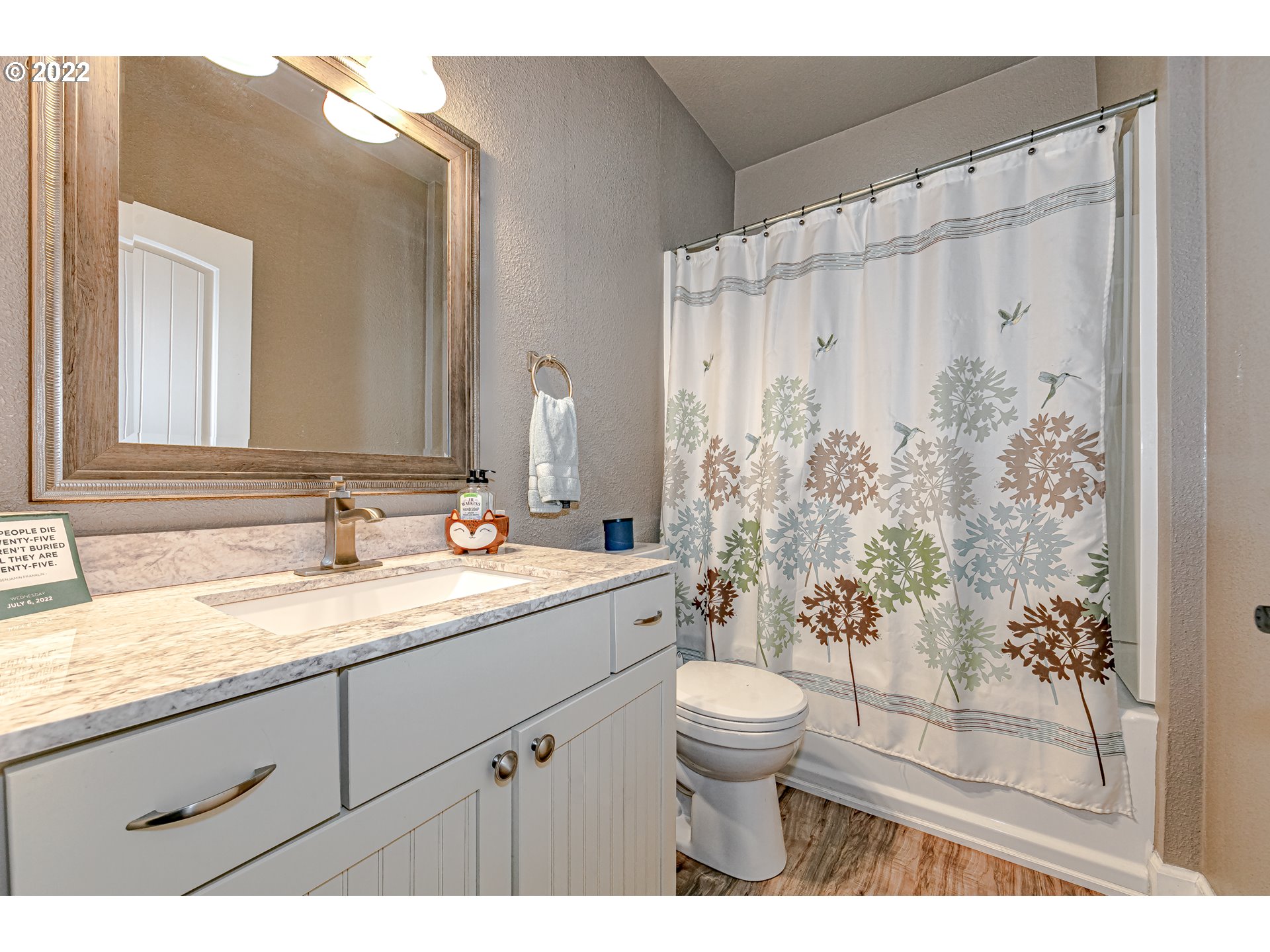 4460 Southeast Powell Valley Road Gresham, OR 97080 - Photo 9 of 23 Gallery Image 9