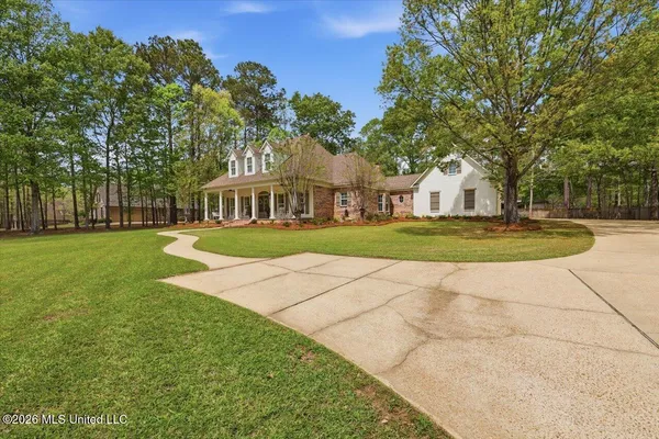 $785,000 | 1222 Centre Court, Brandon, MS 39042