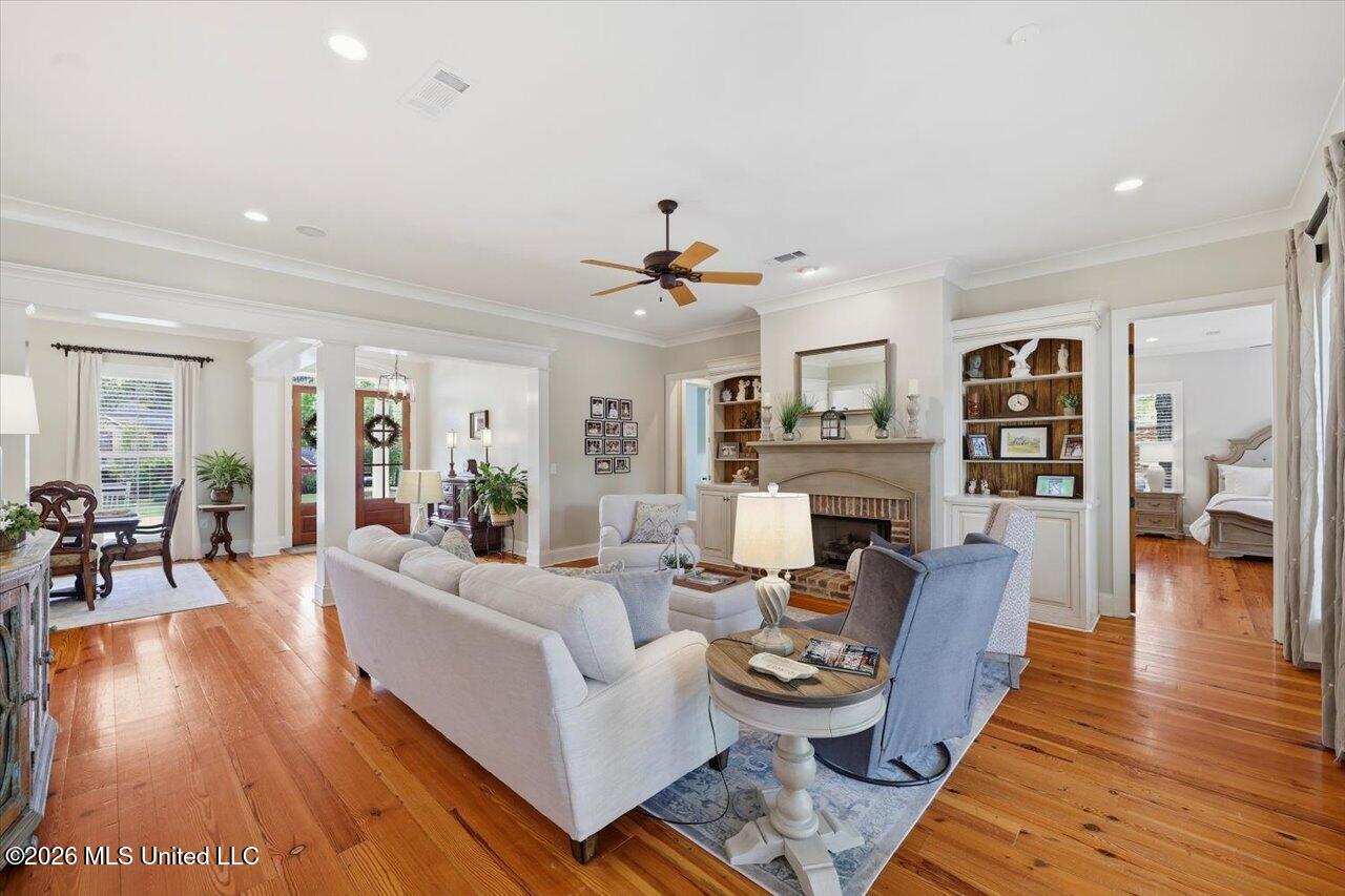 1222 Centre Court Brandon, MS 39042 - Photo 6 of 65 13-1222 Centre Ct _ Home Tours MS