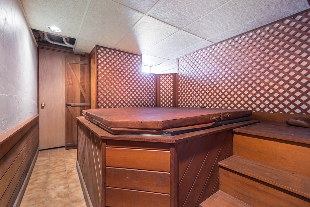 38 Blueberry Hill Road Woburn, MA 01801 - Photo 28 of 38 Gallery Image 28