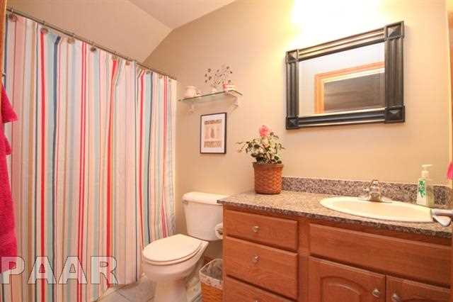 900 East Cruger Road Washington, IL 61571 - Photo 26 of 33 Gallery Image 26