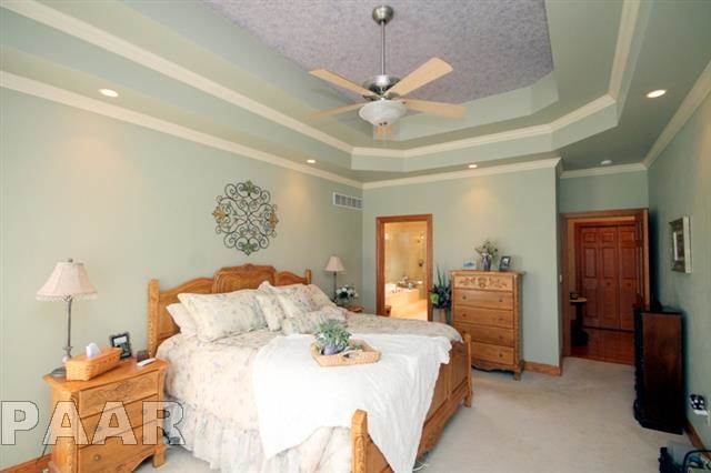 900 East Cruger Road Washington, IL 61571 - Photo 10 of 33 Gallery Image 10