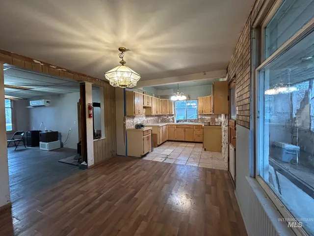 $148,000 | 800 Culdesac Avenue, Culdesac, ID 83524