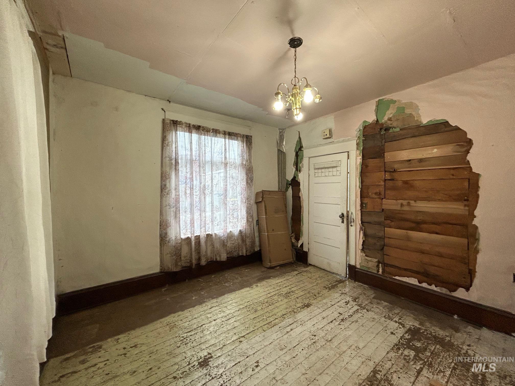 800 Culdesac Avenue Culdesac, ID 83524 - Photo 13 of 29