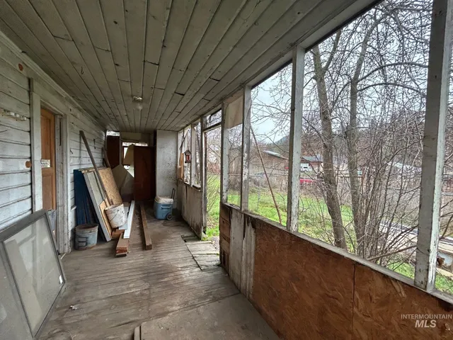 $148,000 | 800 Culdesac Avenue, Culdesac, ID 83524