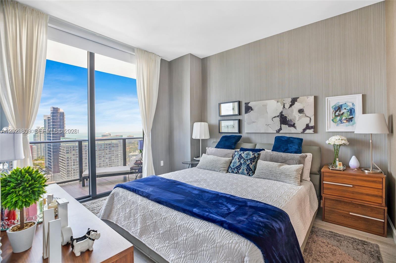 45 Southwest 9th Street, Unit 4204 Miami, FL 33130 - Photo 5 of 35