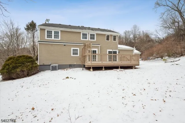 $629,000 | 1 Knob Hill Road, Hackettstown, NJ 07840