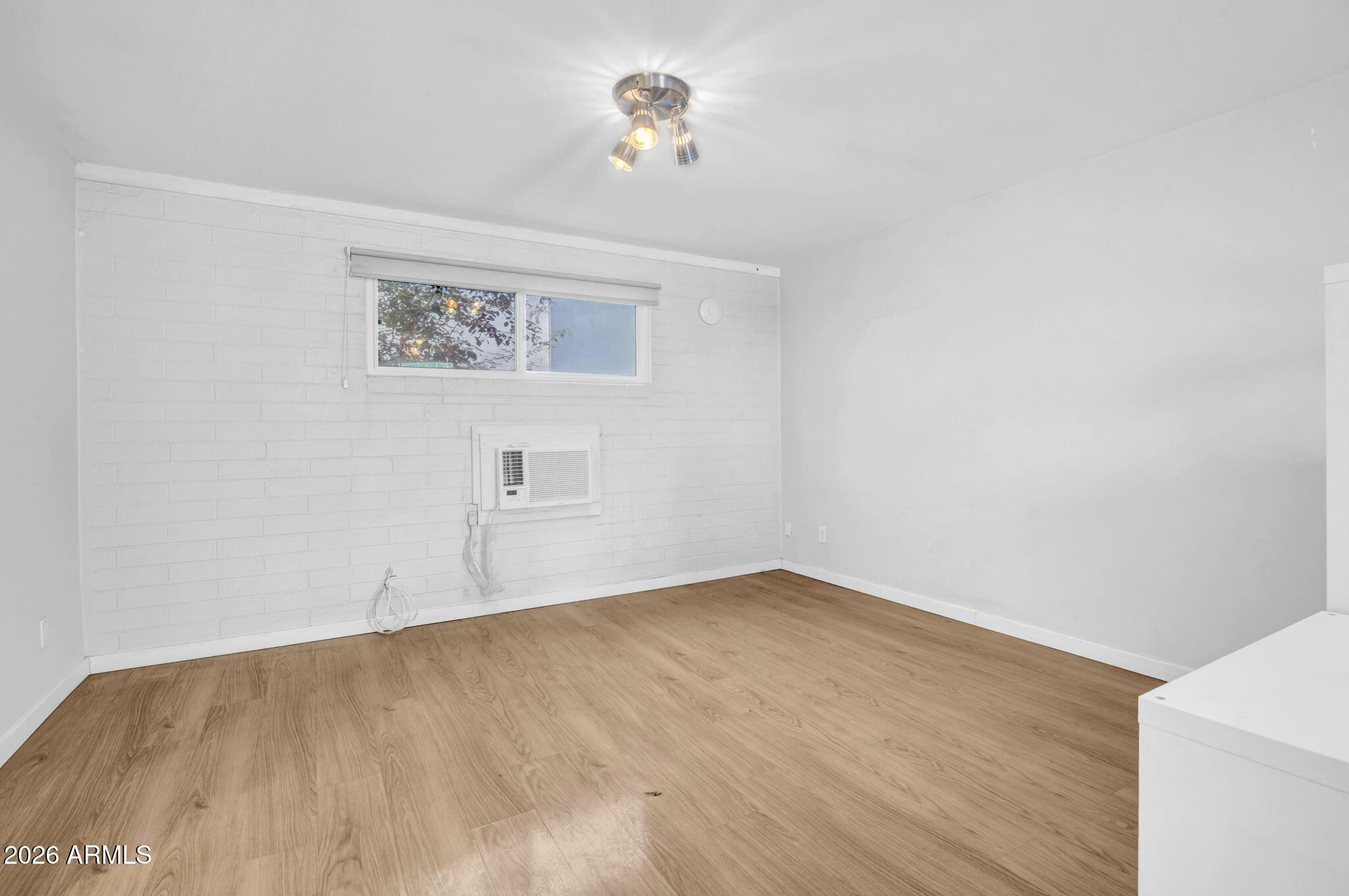 821 North 3rd Street, Unit 1 Phoenix, AZ 85004 - Photo 3 of 10 IMG_2630