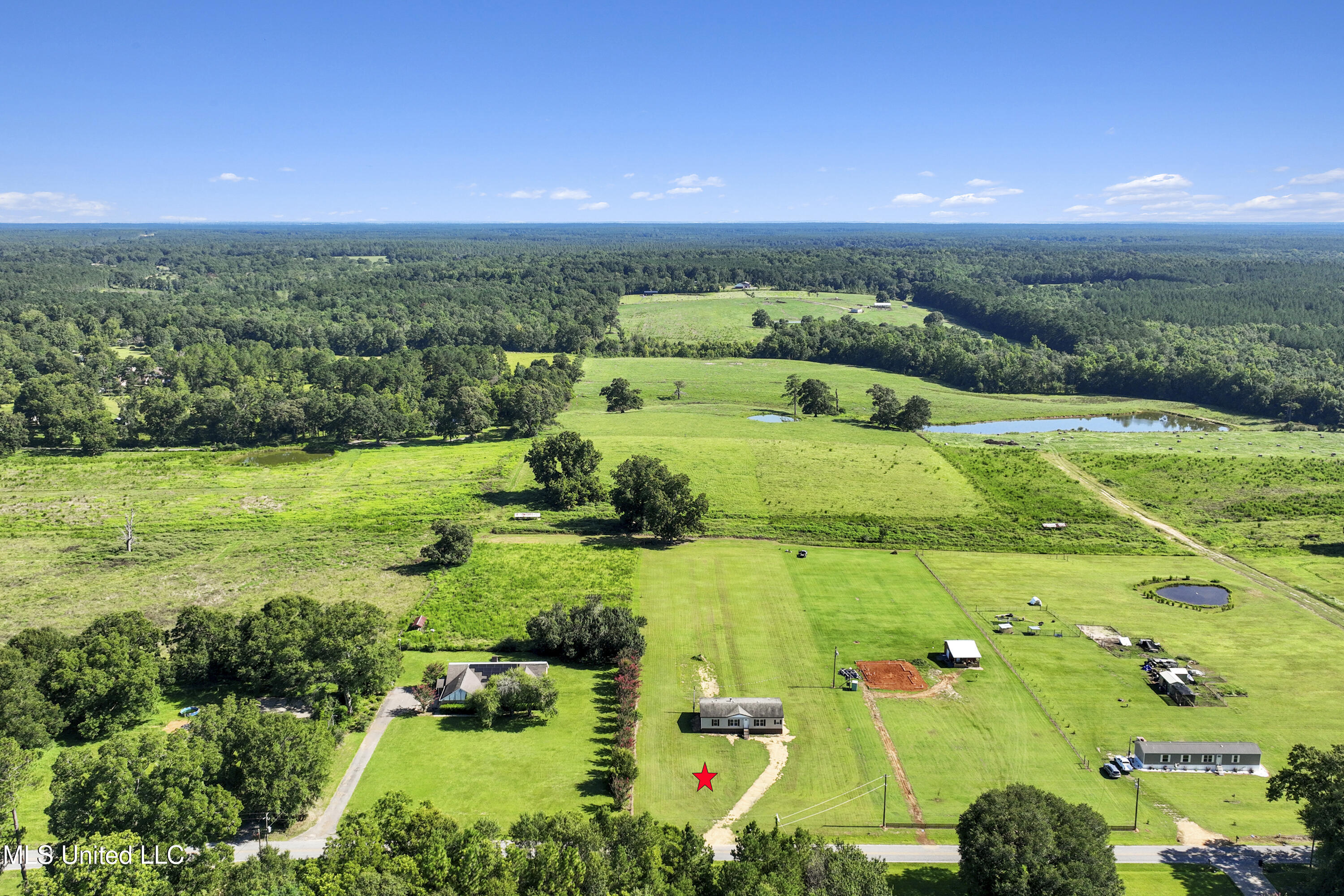 95 Pump Branch Road Wiggins, MS 39577 - Photo 2 of 33 002 (1)
