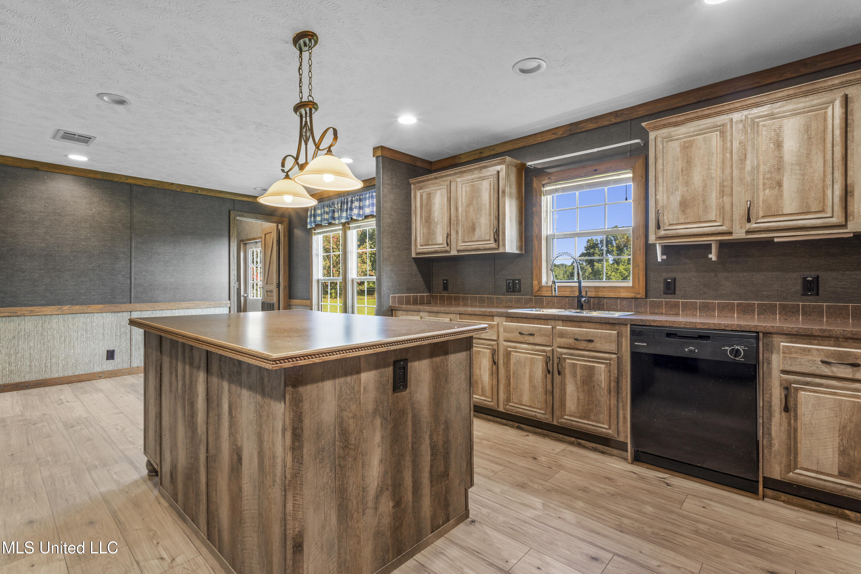 95 Pump Branch Road Wiggins, MS 39577 - Photo 9 of 33 016 (1)