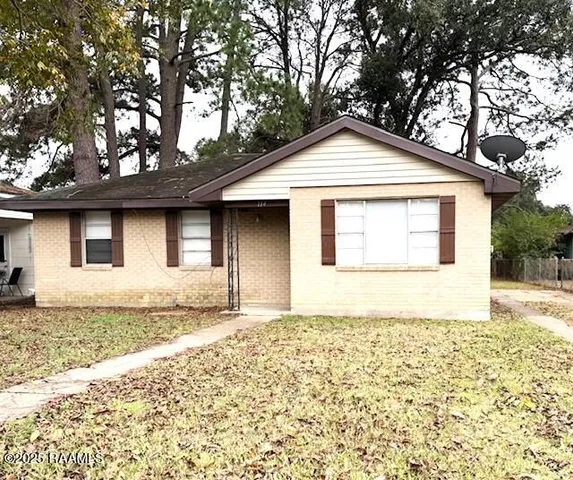 $1,100 | 114 Randolph Drive, Lafayette, LA 70501