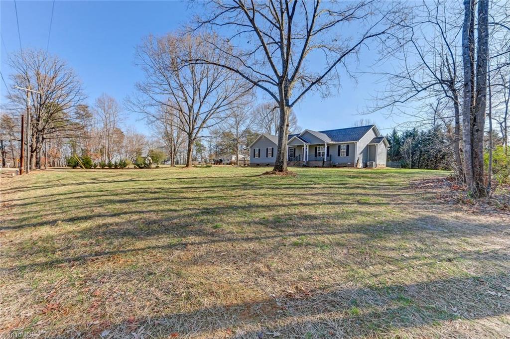 535 Anderson Road Eden, NC 27288 - Photo 4 of 30 Gallery Image 4