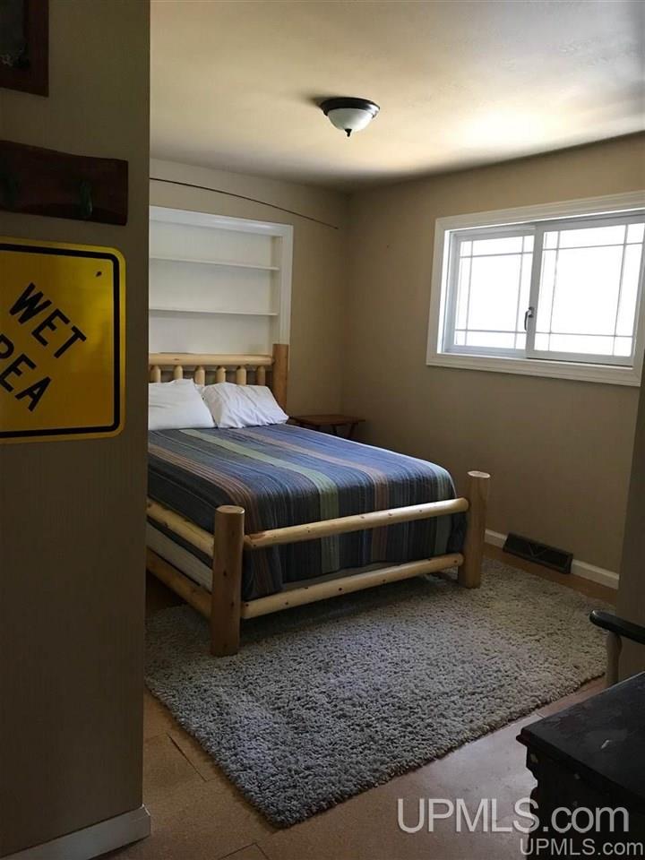944 N Ash Road Manistique, MI 49854 - Photo 8 of 8