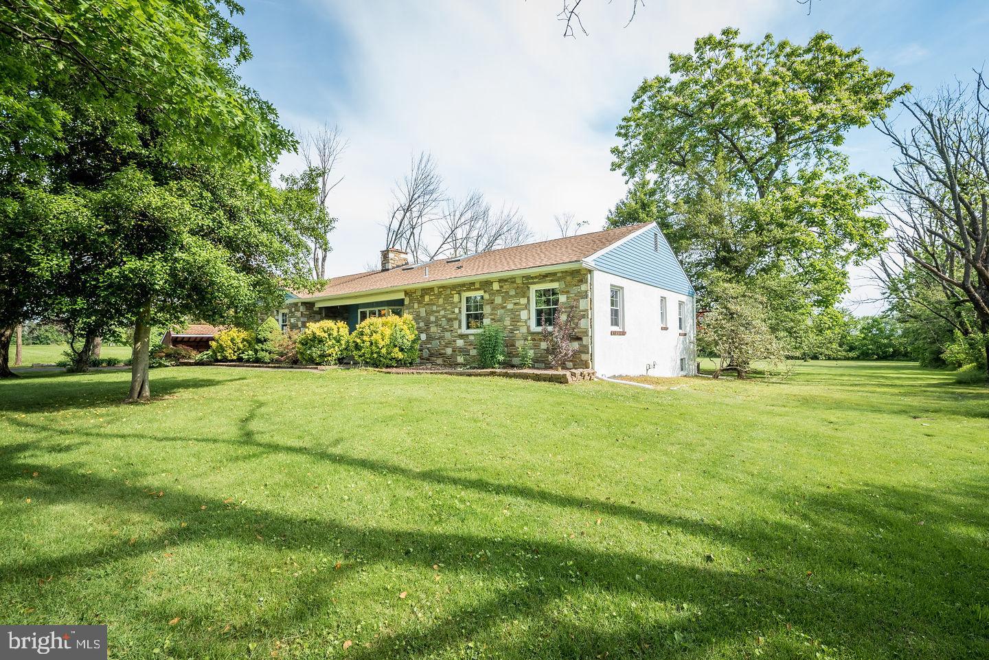 1323 Swamp Road Furlong, PA 18925 - Photo 19 of 118