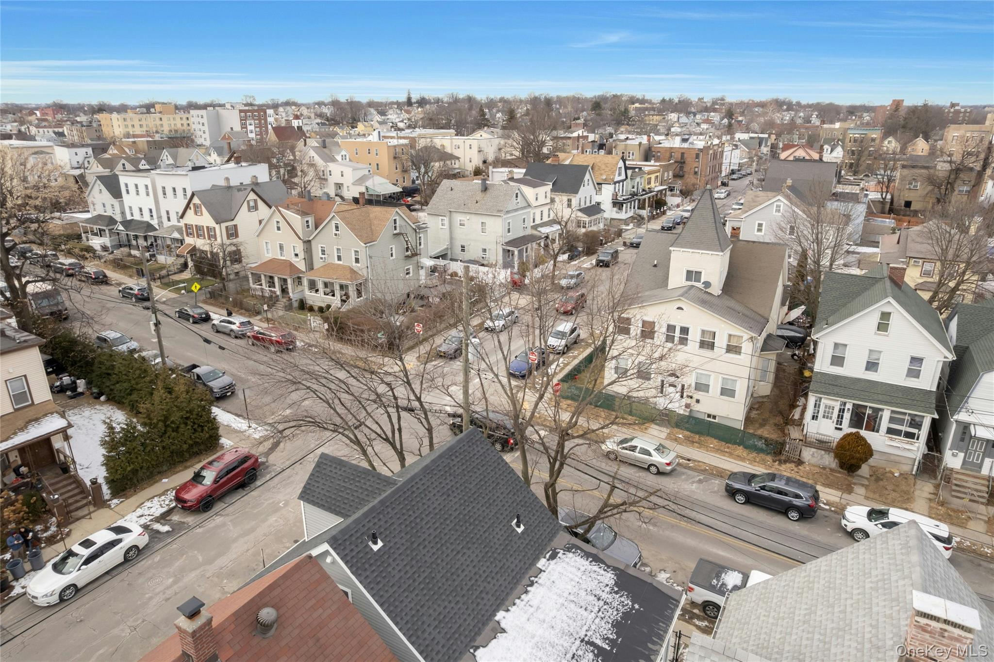 25 Walnut Street New Rochelle, NY 10801 - Photo 24 of 29 an aerial view of multiple house