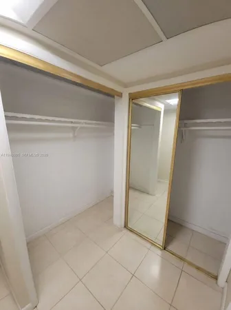 $2,050 | 1591 Northeast Miami Gardens Drive, Unit 205, Miami, FL 33179