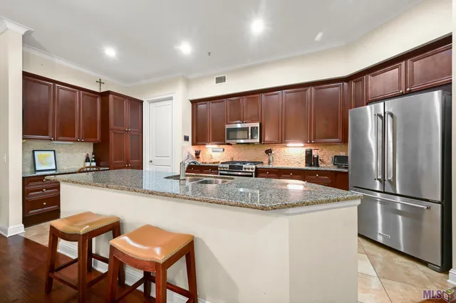 $540,000 | 990 Stanford Avenue, Unit 415, Baton Rouge, LA 70808