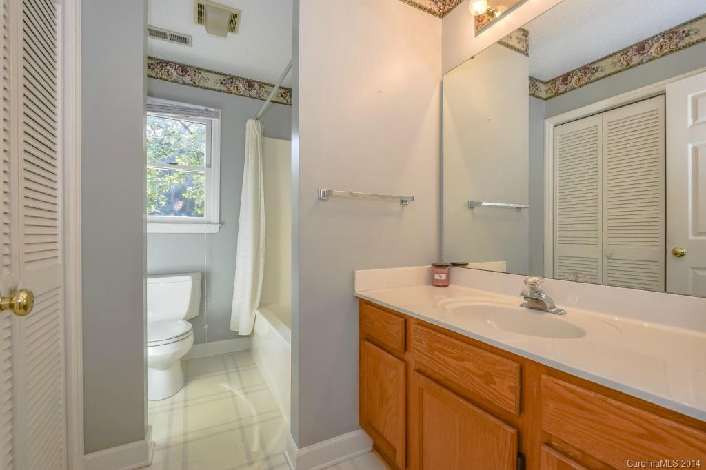 5056 Suwarrow Circle Tega Cay, SC 29708 - Photo 14 of 20