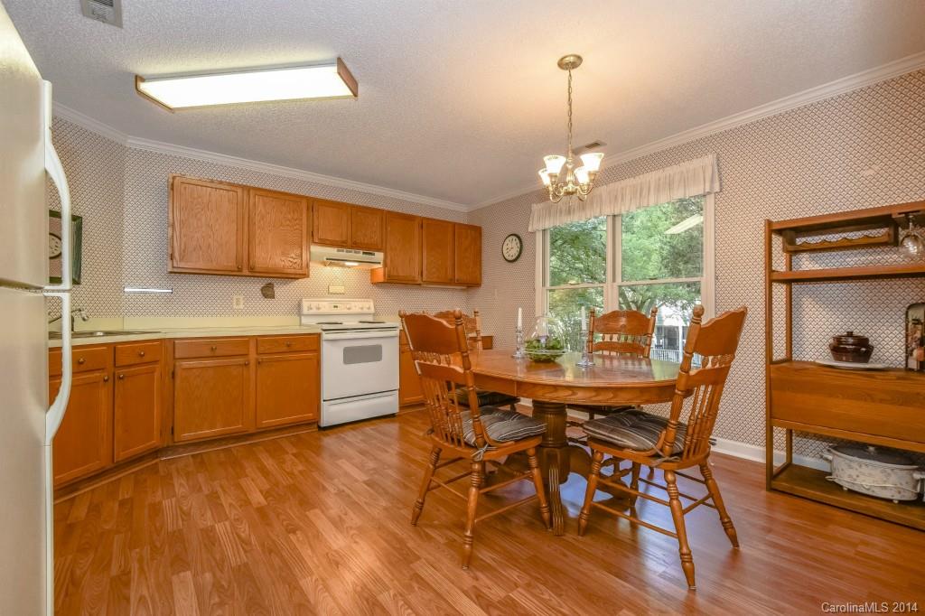 5056 Suwarrow Circle Tega Cay, SC 29708 - Photo 8 of 20