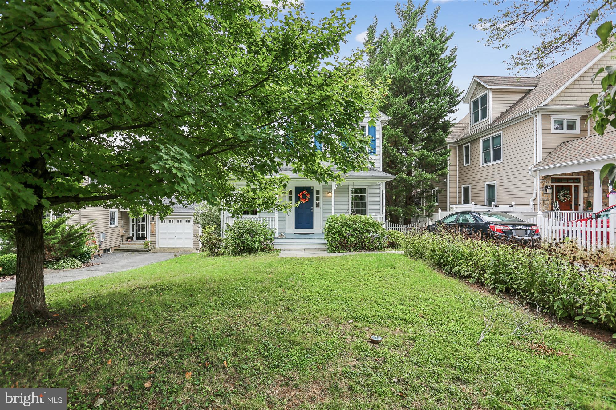 11118 Midvale Road Kensington, MD 20895 - Photo 72 of 108 Front Yard