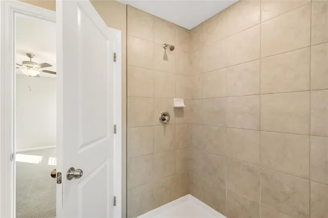 a picture of a wall with a white wall