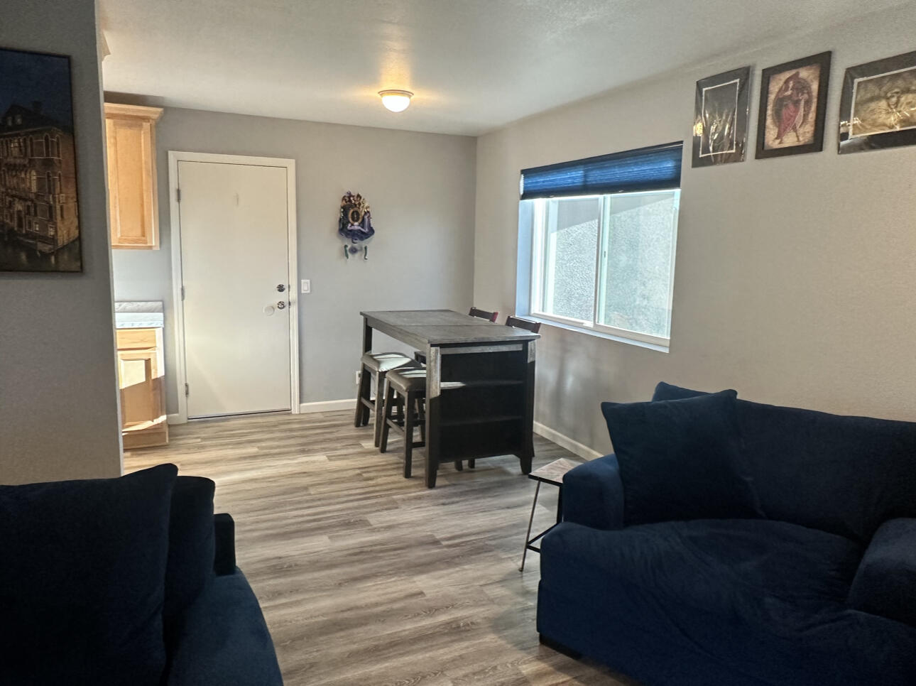 1680 2nd Street Anderson, CA 96007 - Photo 9 of 31 a living room with furniture and a window