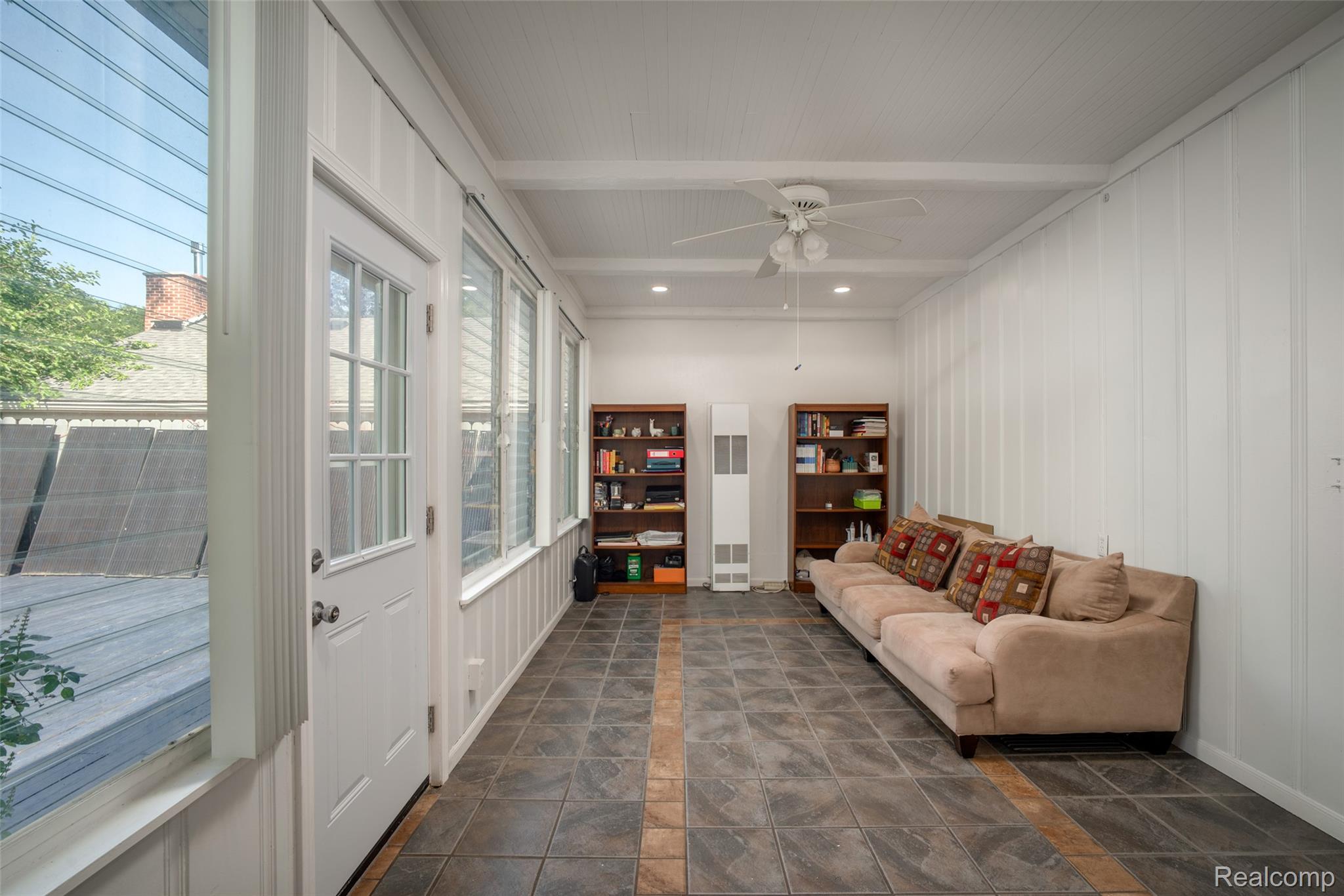 2731 Crooks Road Royal Oak, MI 48073 - Photo 11 of 33 11.jpg