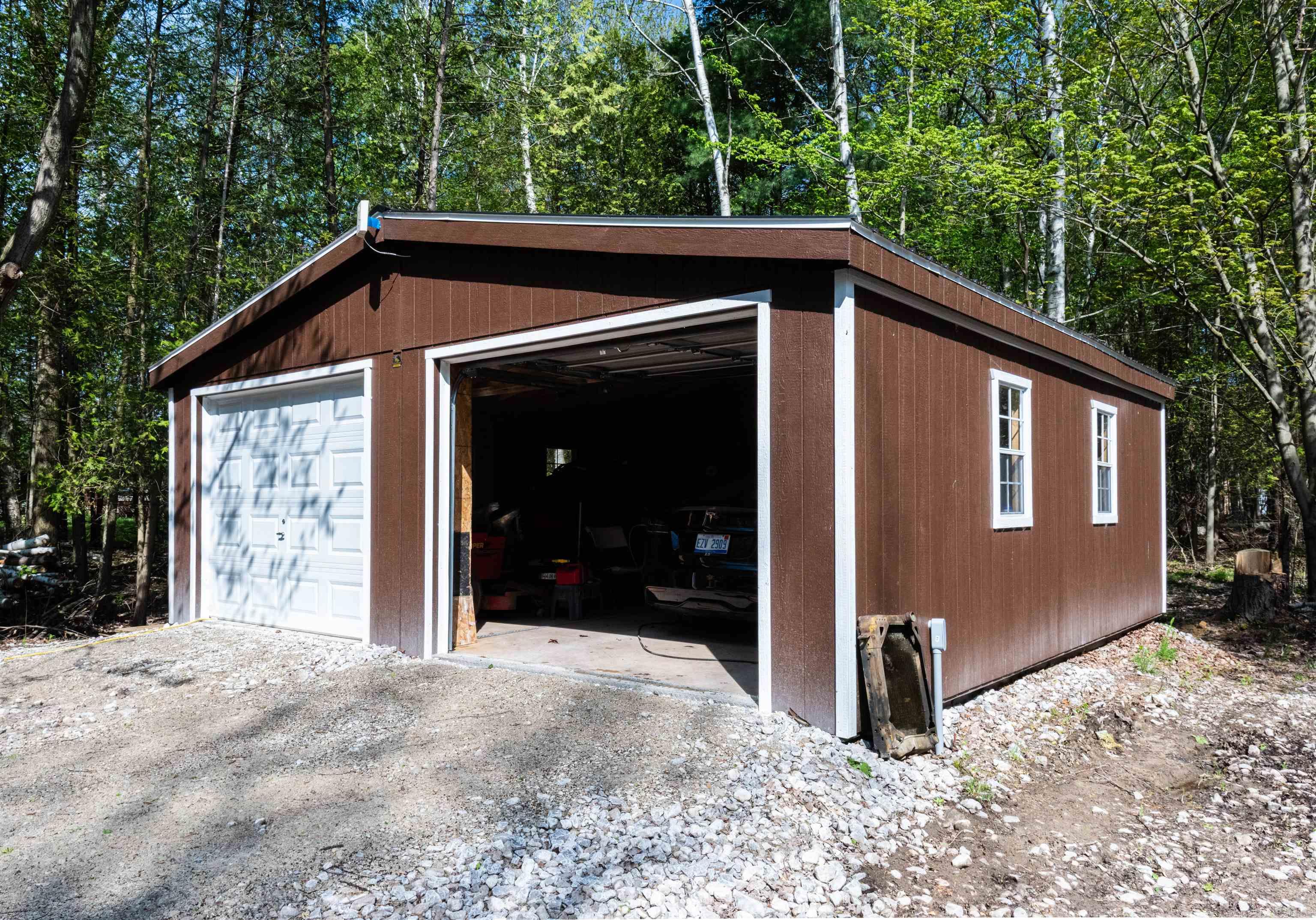 7147 Suerweir Road Applegate, MI 48401 - Photo 3 of 9