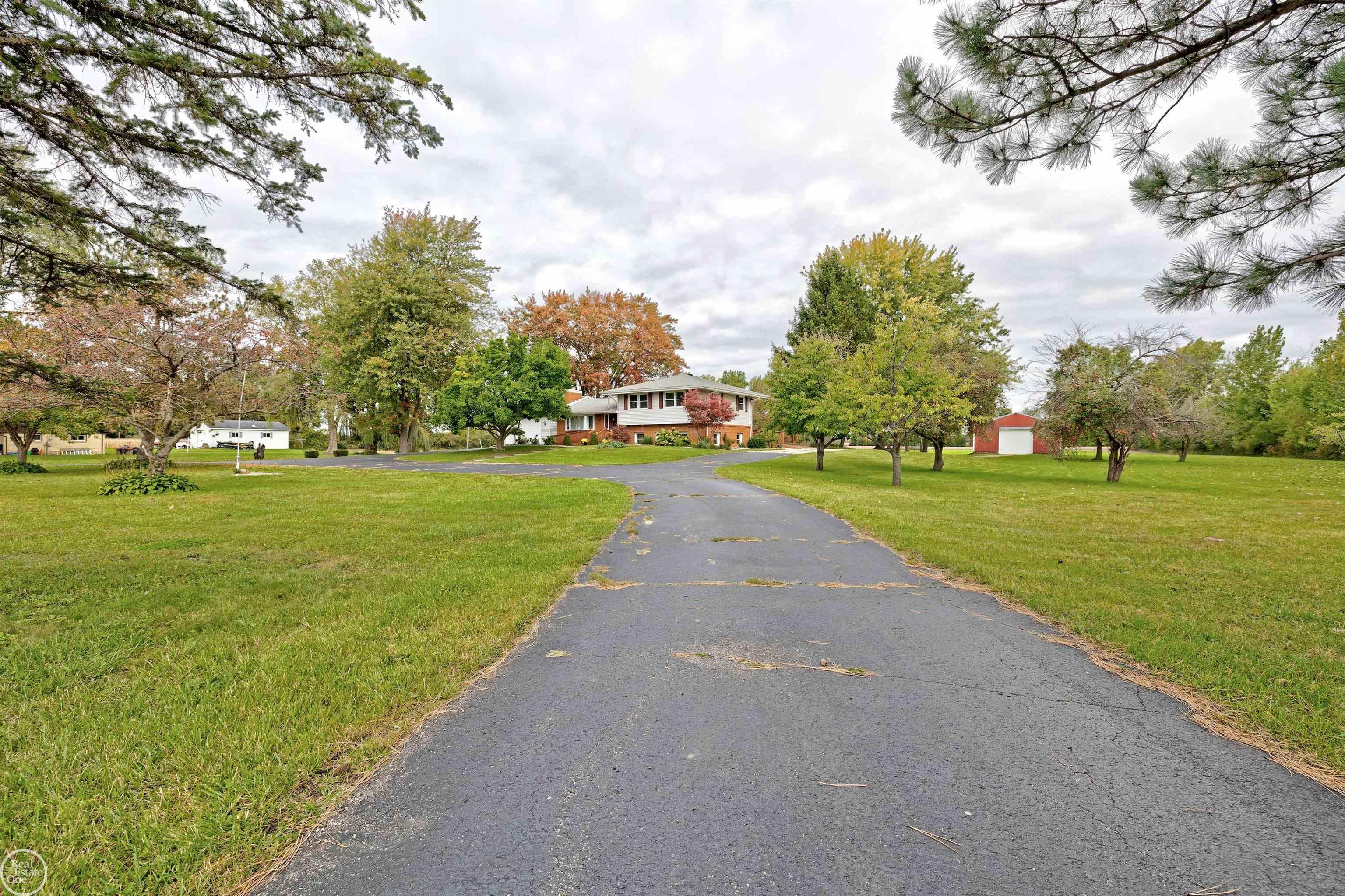 1180 West Curtis Road Saginaw, MI 48601 - Photo 63 of 71