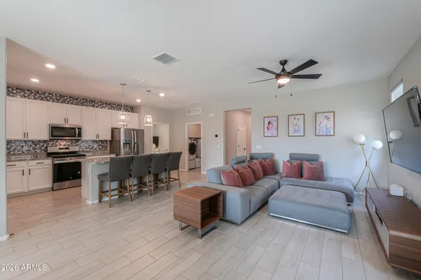 $599,900 | 657 East Buckingham Avenue, Gilbert, AZ 85297