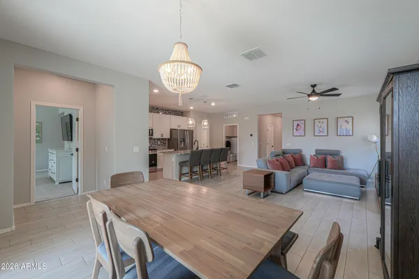 $599,900 | 657 East Buckingham Avenue, Gilbert, AZ 85297