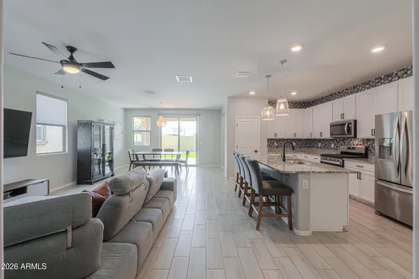 $599,900 | 657 East Buckingham Avenue, Gilbert, AZ 85297