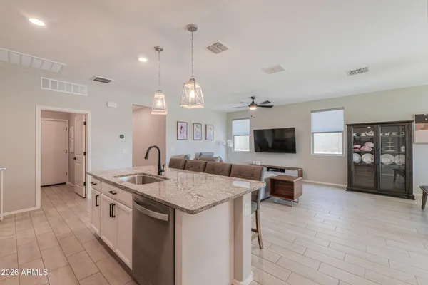 $599,900 | 657 East Buckingham Avenue, Gilbert, AZ 85297
