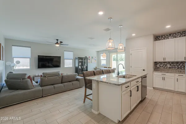 $599,900 | 657 East Buckingham Avenue, Gilbert, AZ 85297