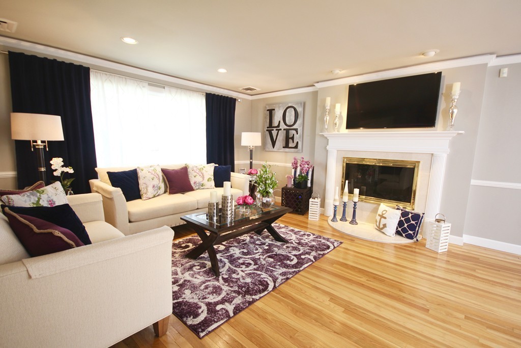 33 Auburndale Road Marblehead, MA 01945 - Photo 4 of 27